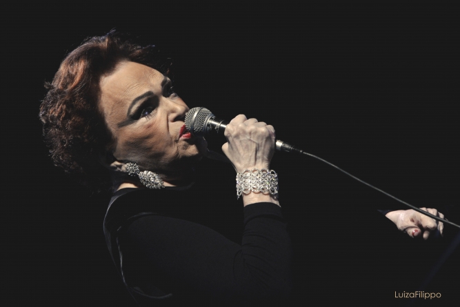 Bibi Ferreira estreia novo espetáculo dia 11 de novembro no Teatro Oi Casagrande