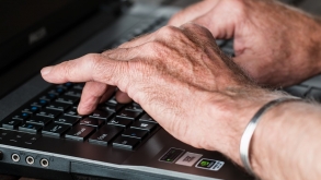 Tele Help detalha benefí­cios da contratação de pessoas da terceira idade