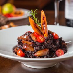 Safra do Pinhão Anouk Migotto, Donna Pinha