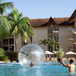 428824_1079181_brinquedo_water_ball_nas_piscinas_do_recanto_cataratas_