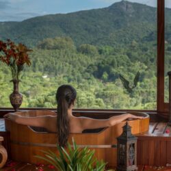 432083_1089533_mirante_da_colyna_samadhi_spa_com_vista_para_as_montanhas