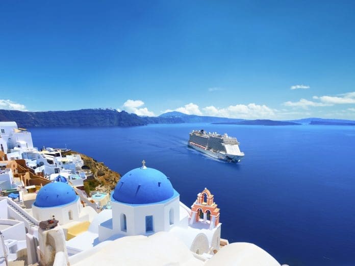 Oia in Santorini