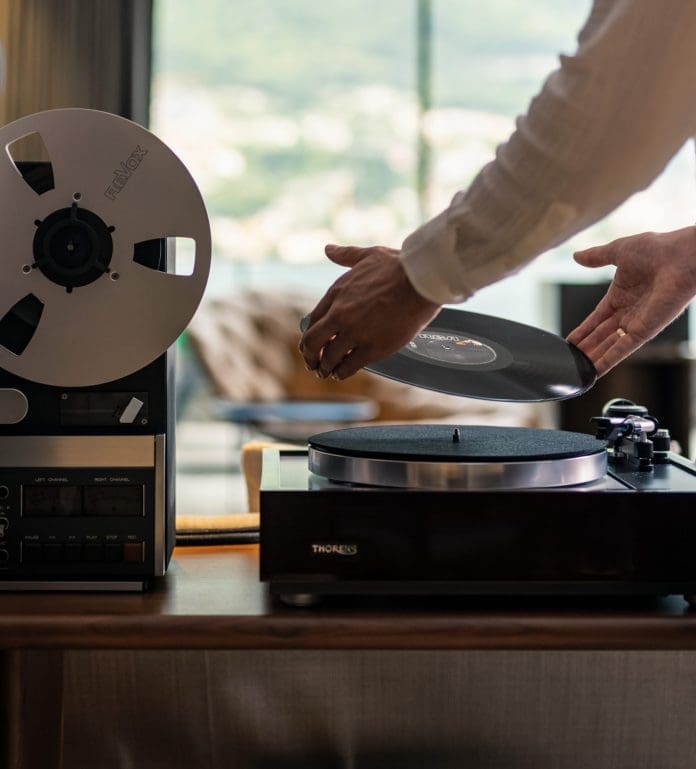 Darsena Listening Suite_ White Box 100
