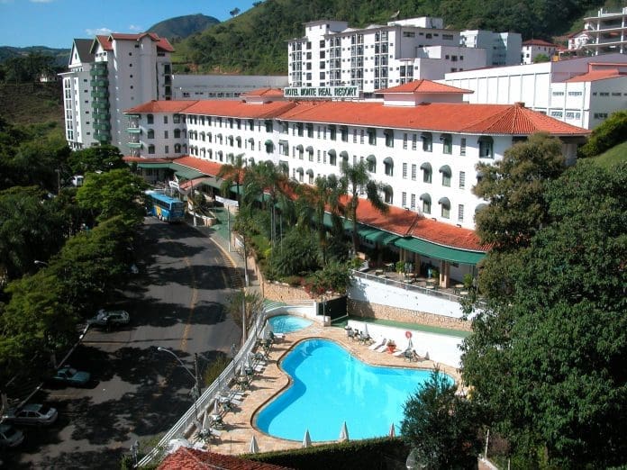 Fachada-do-Hotel---113-