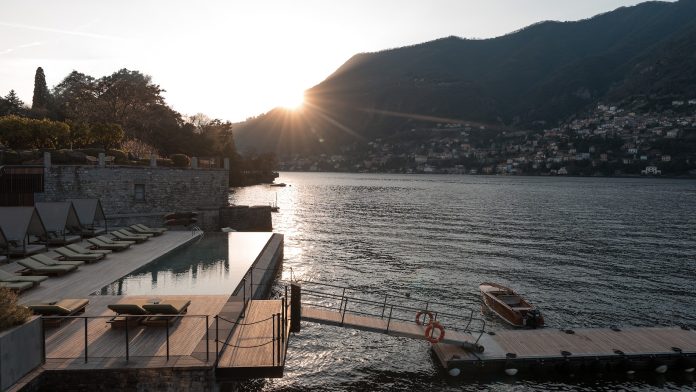 Lago di Como fica a uma hora de trem da cosmopolita Milão, na região da Lombardia